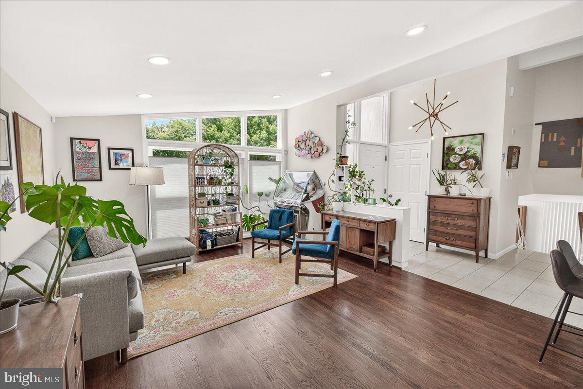 KEMP MILL ESTATES - Residential