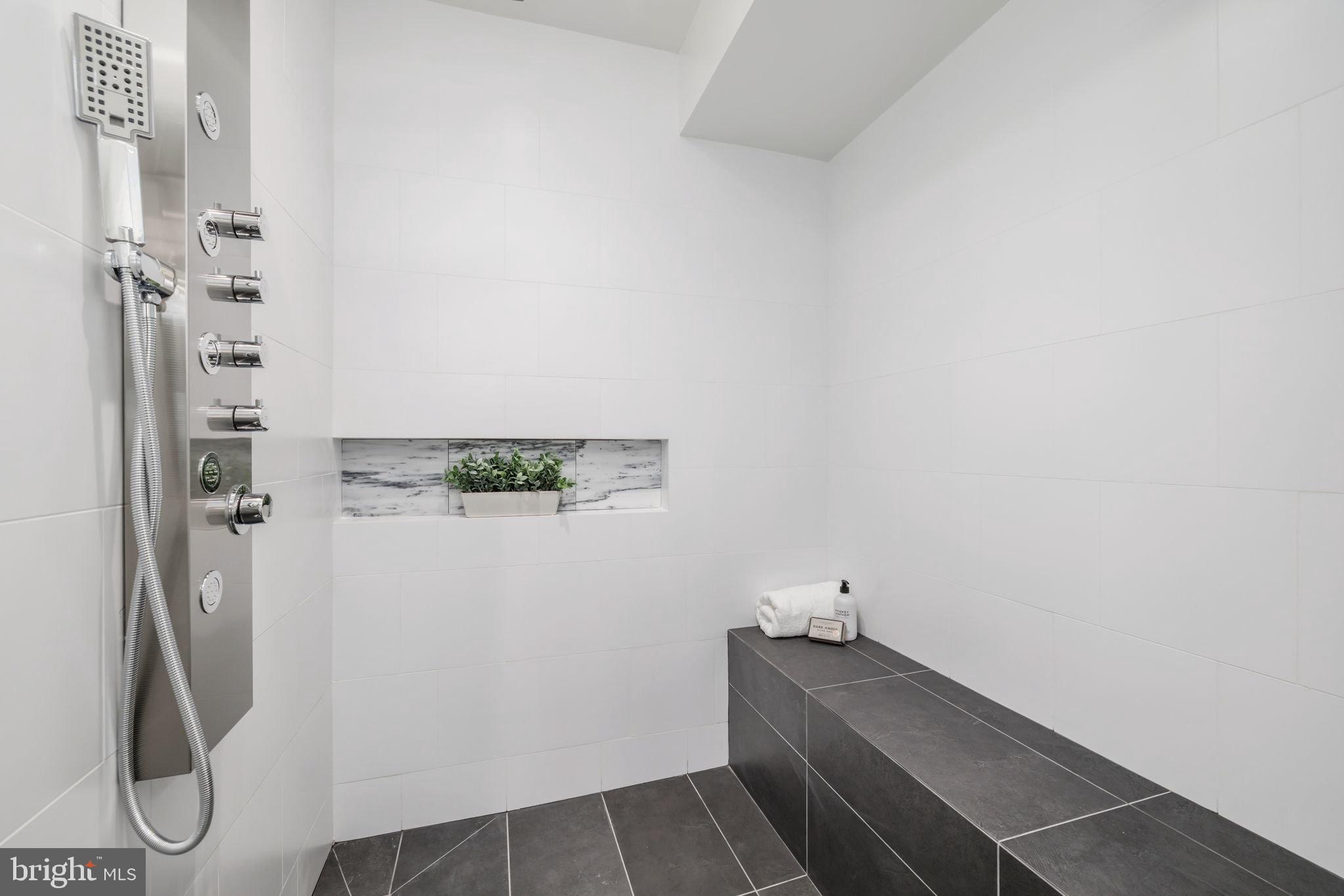 BURLEITH - Residential