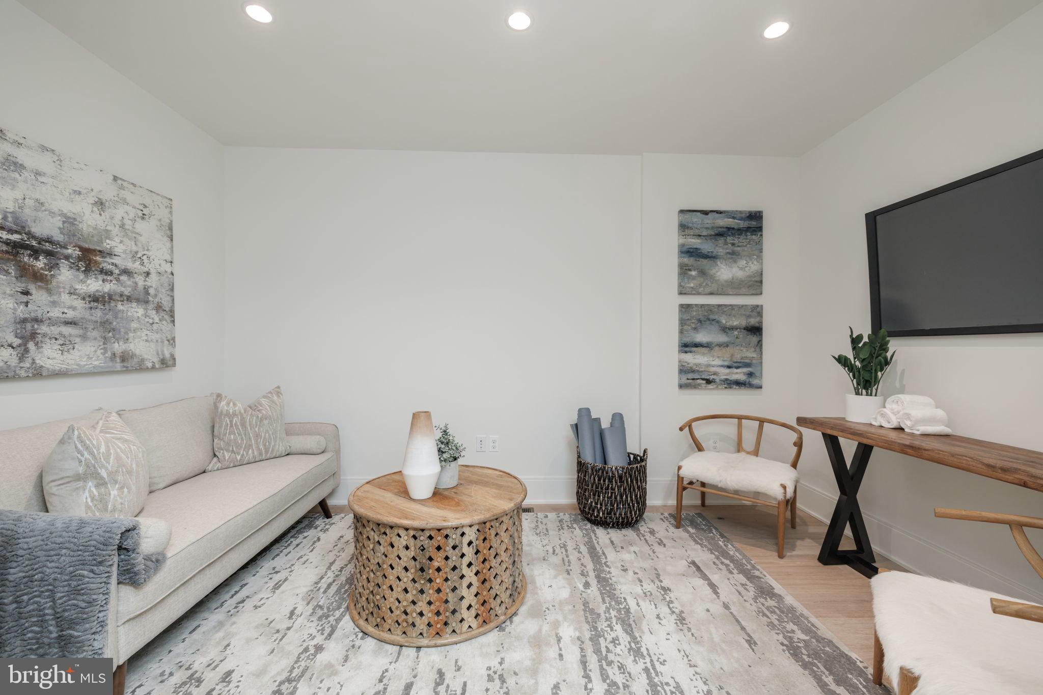 BURLEITH - Residential