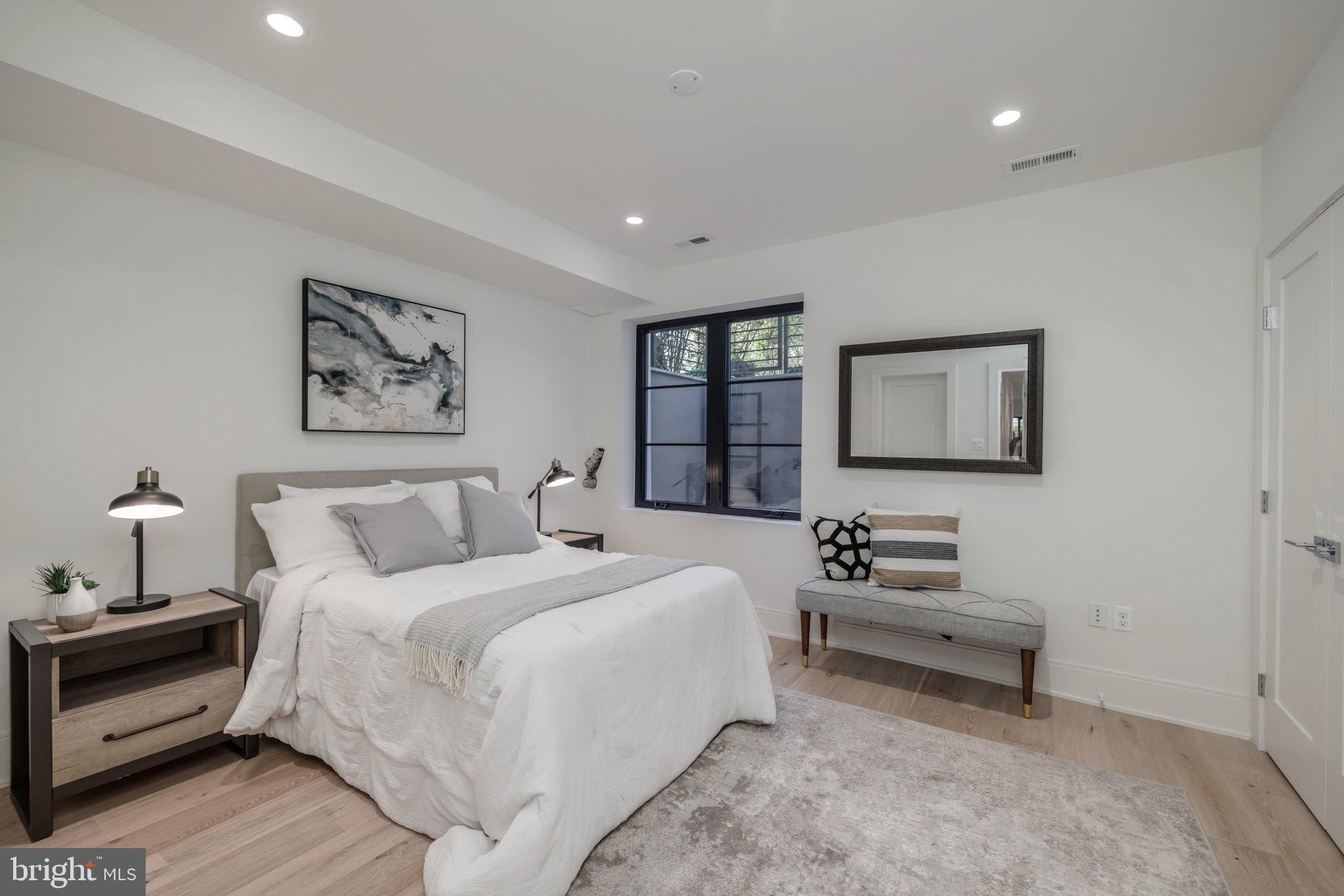 BURLEITH - Residential