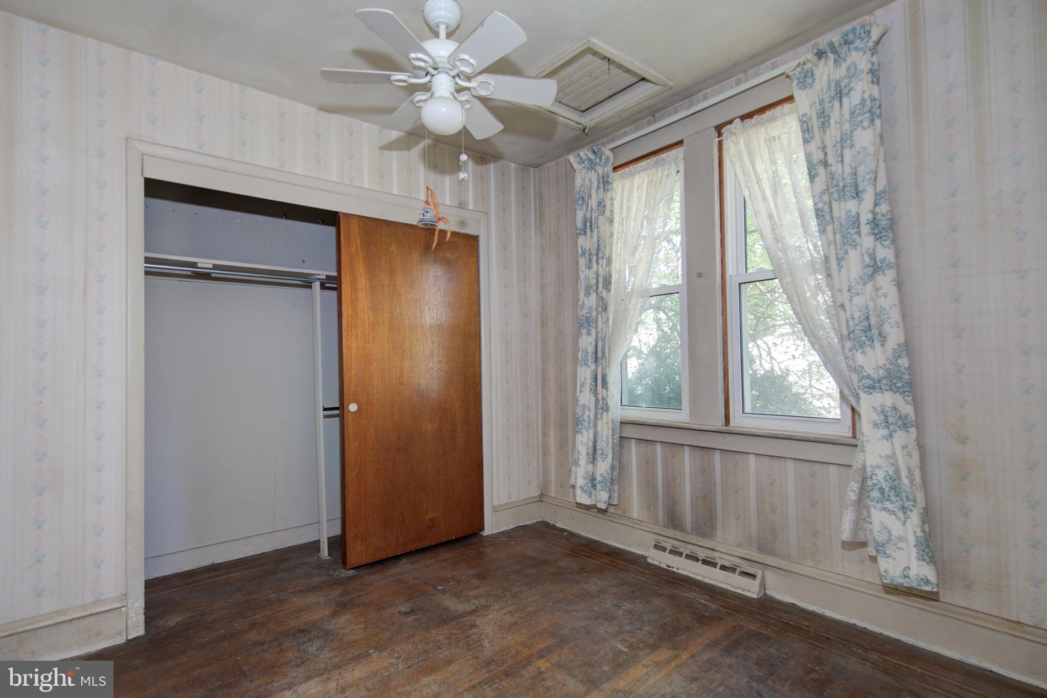 HIGHLAND GARDENS - Residential