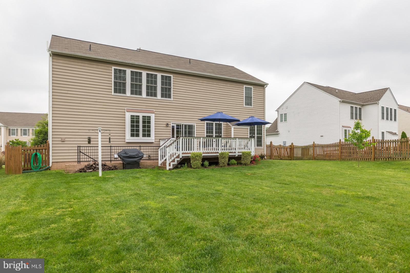 MAYFIELD TRACE - Residential