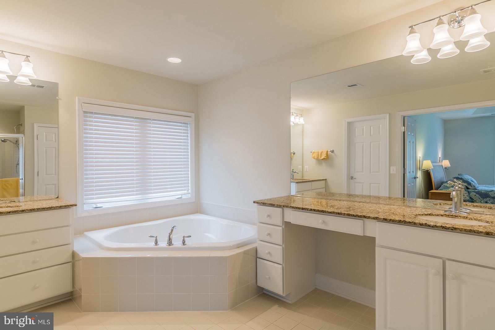 MAYFIELD TRACE - Residential