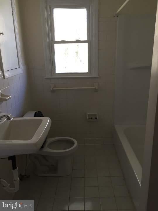 1036 WAGONER DRIVE