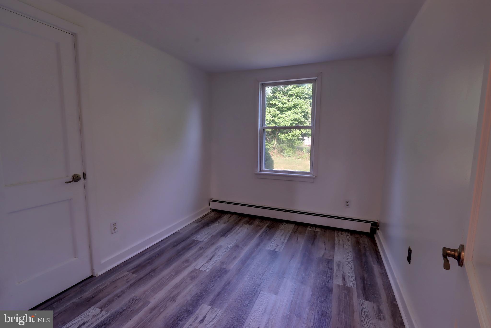 COLONIAL PARK - Residential