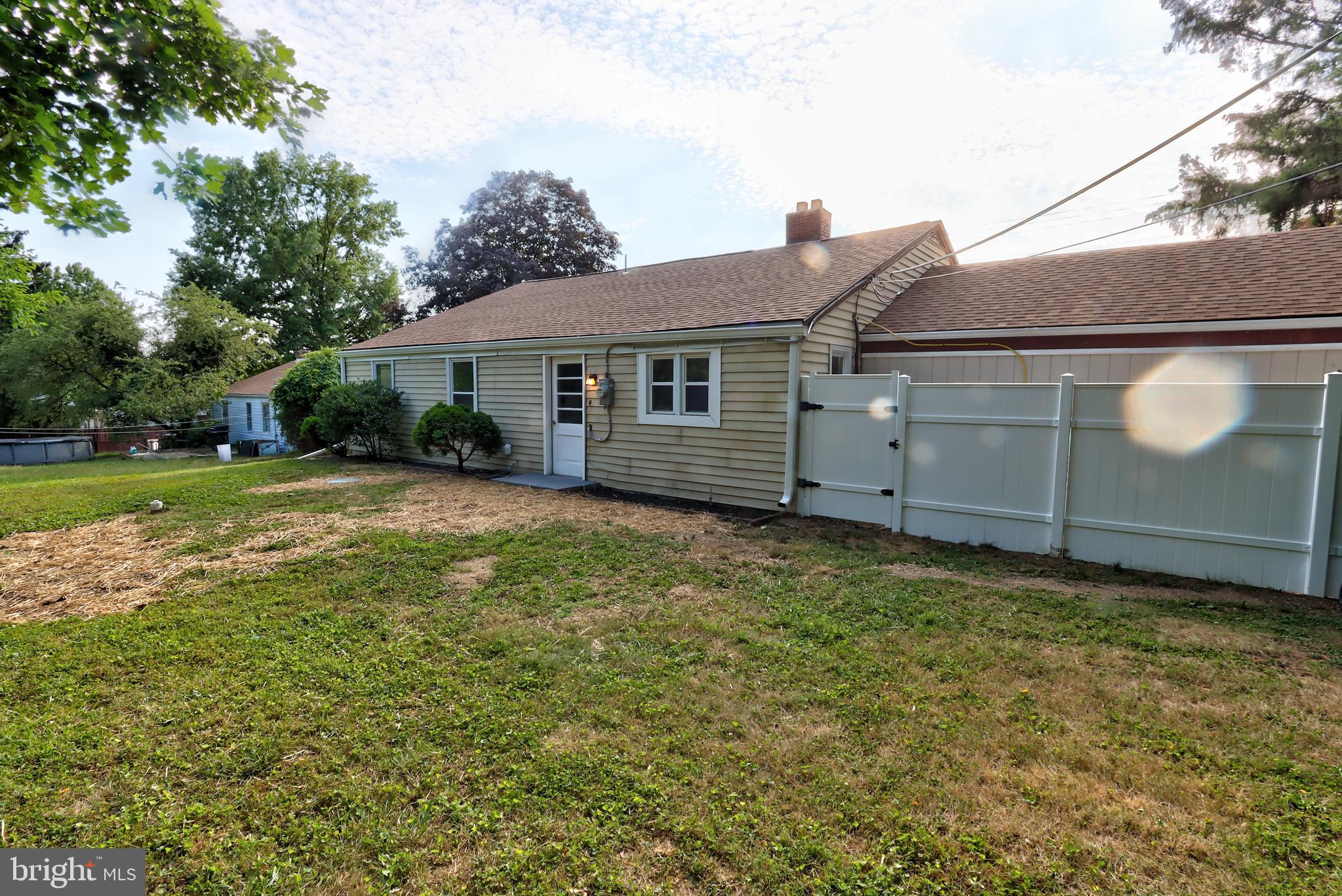 COLONIAL PARK - Residential