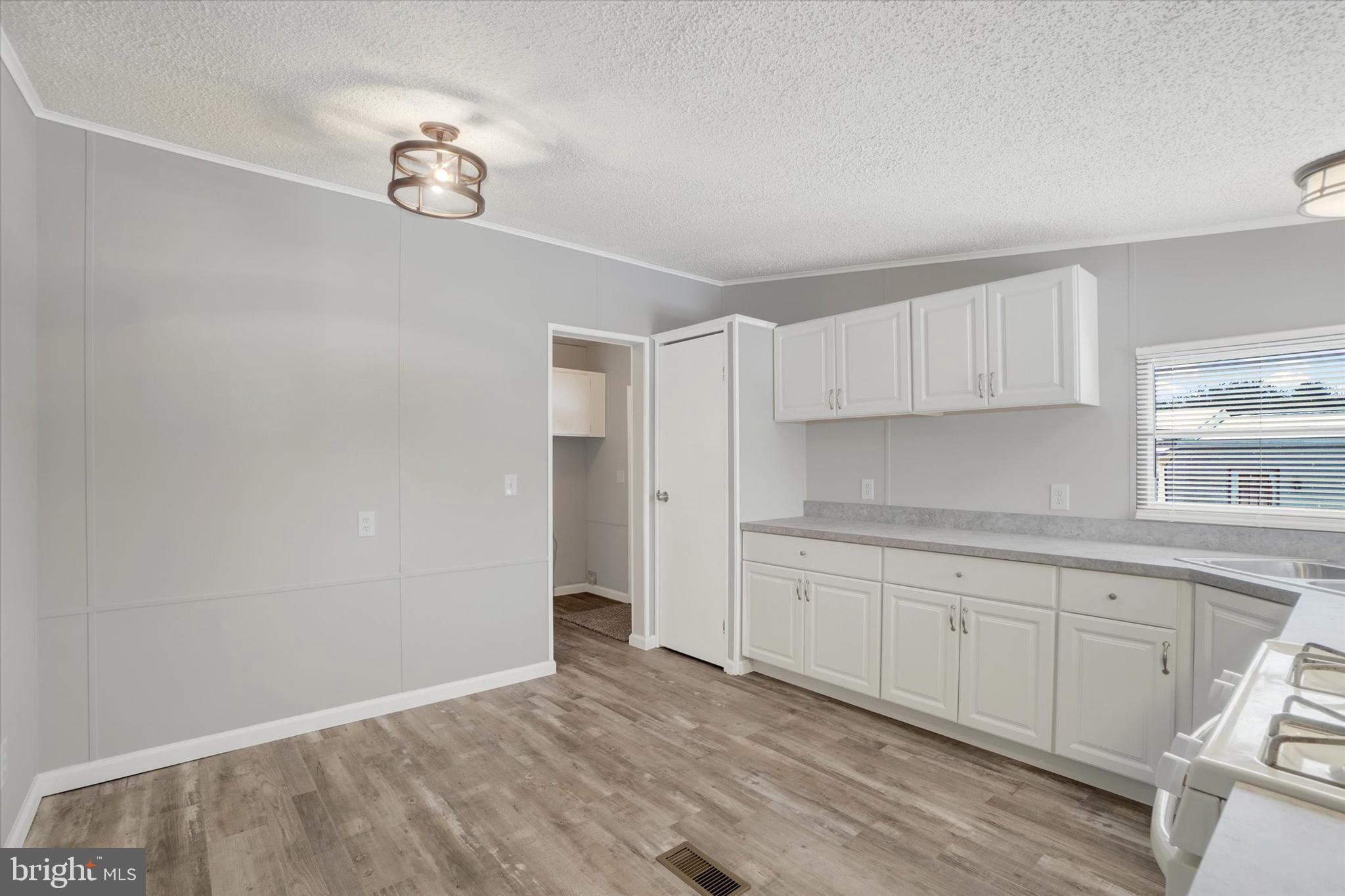 MILL CREEK ESTATES - Residential