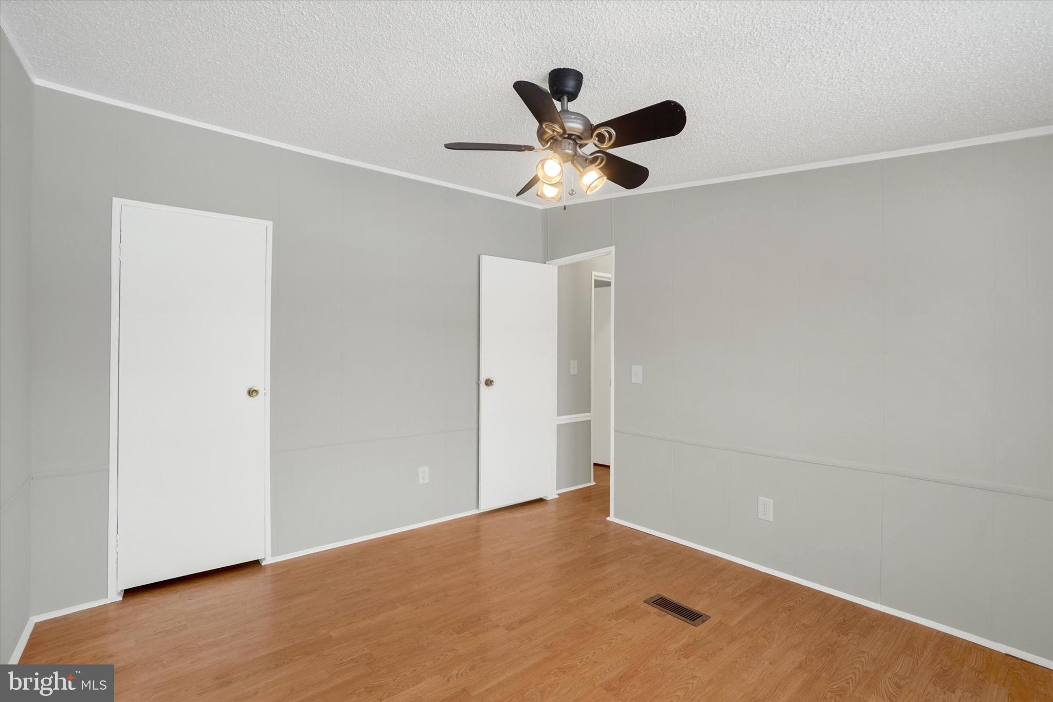 MILL CREEK ESTATES - Residential