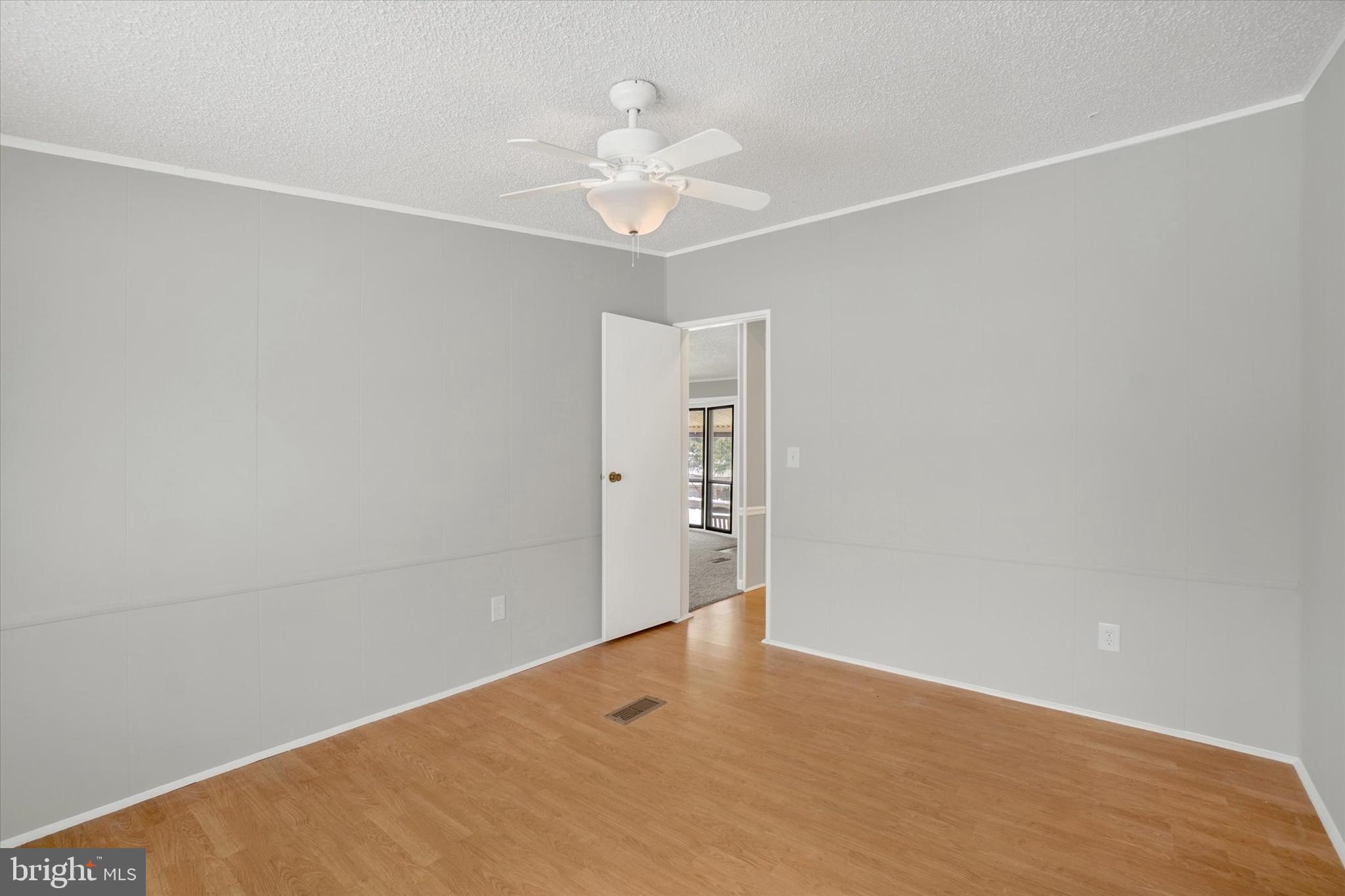 MILL CREEK ESTATES - Residential