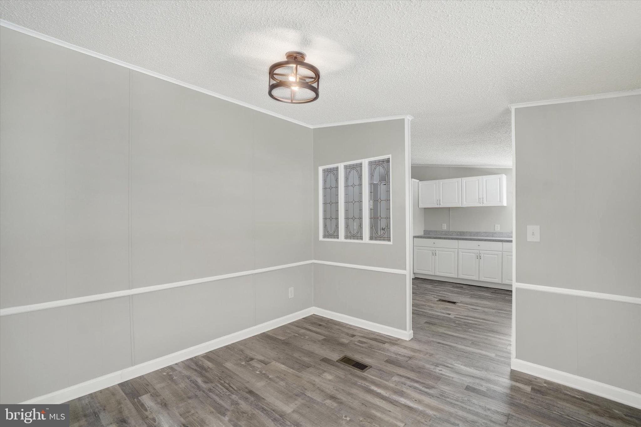 MILL CREEK ESTATES - Residential