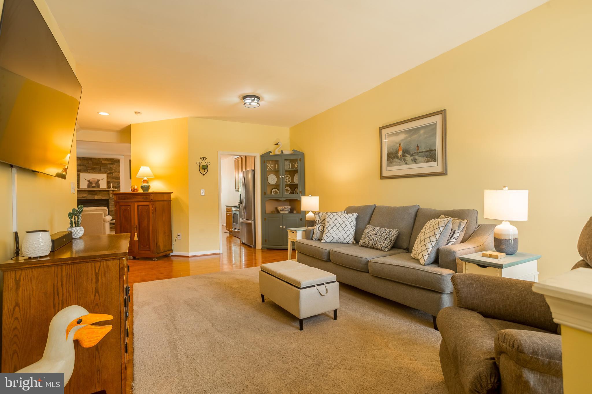 10018 IRON POINTE DRIVE