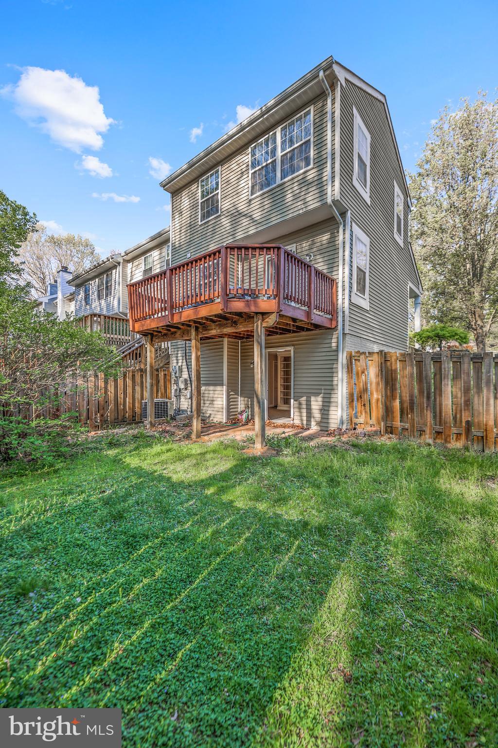 MONCLAIR - Residential