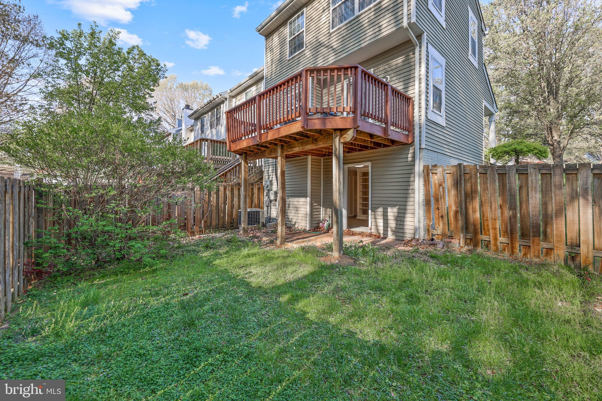 MONCLAIR - Residential