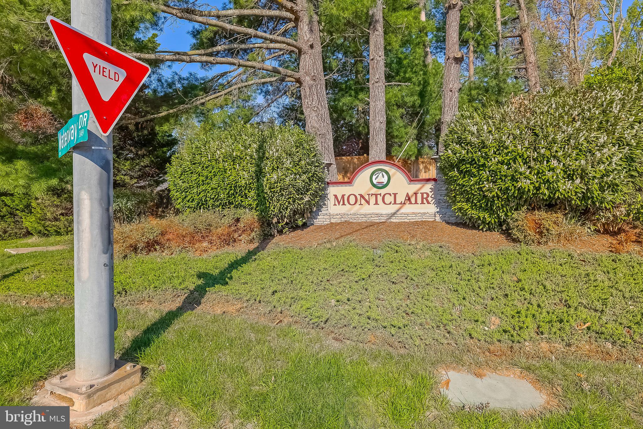 MONCLAIR - Residential