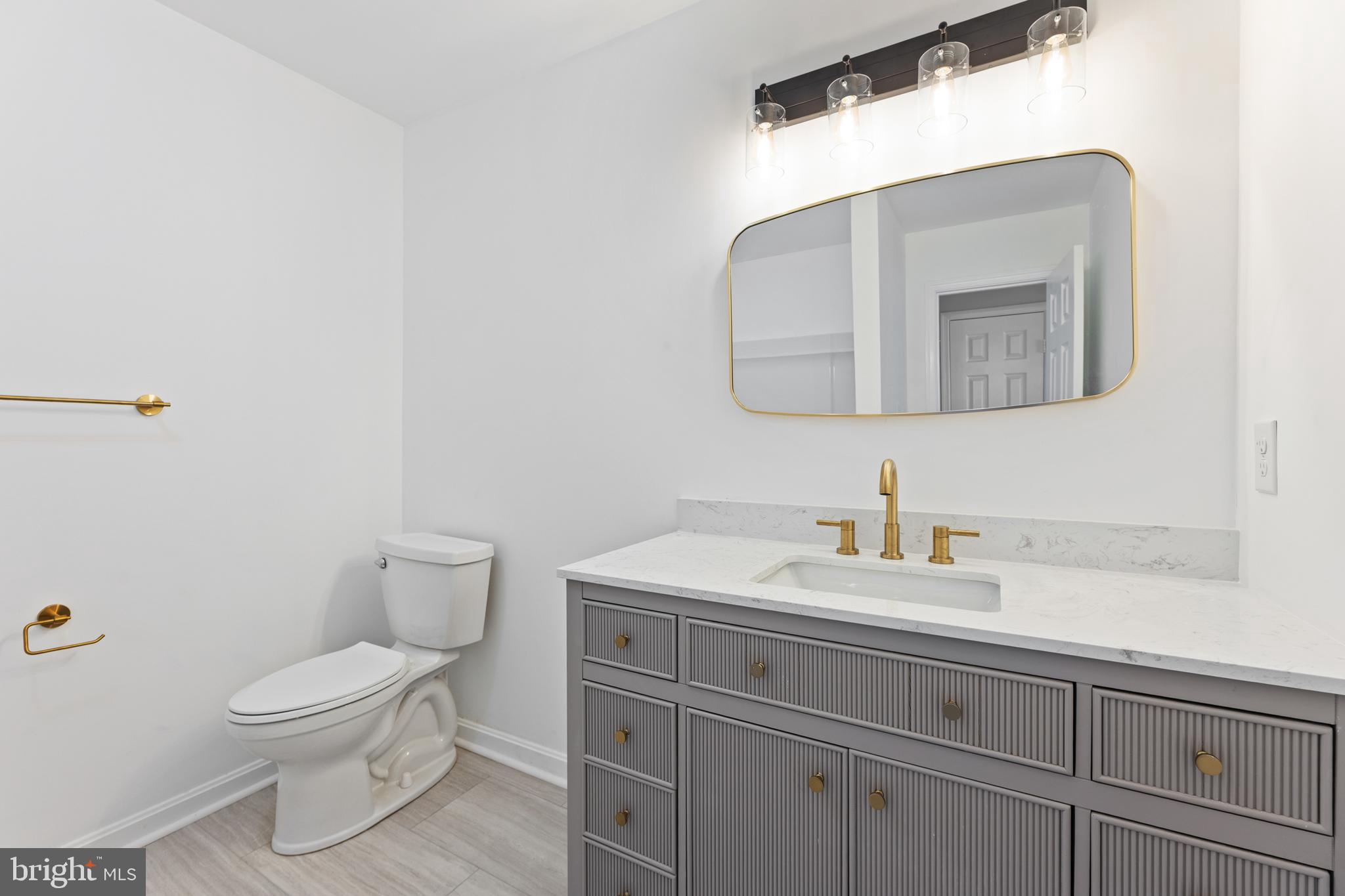 MONCLAIR - Residential