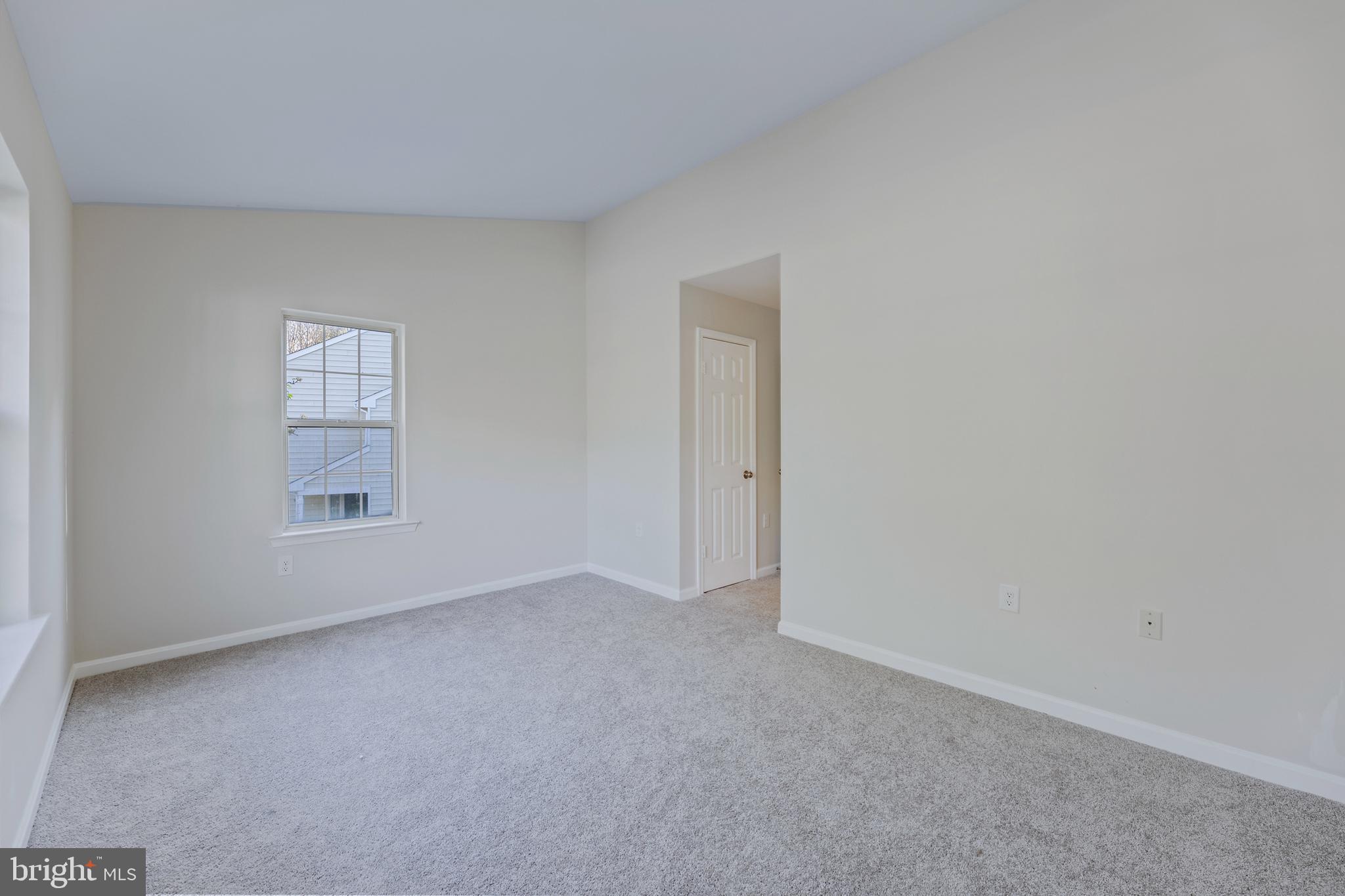 MONCLAIR - Residential