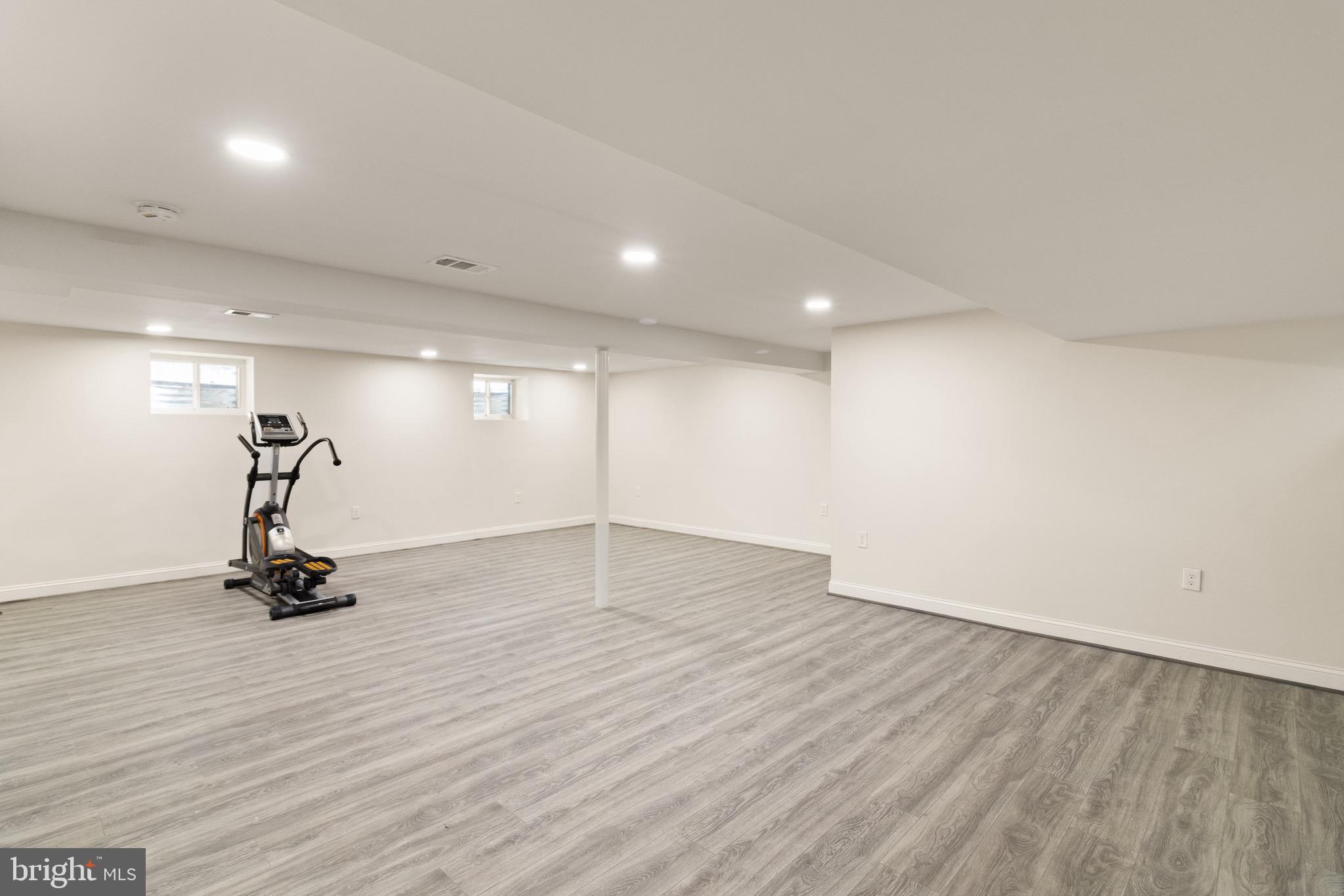 WESTCHESTER ESTATES - Residential