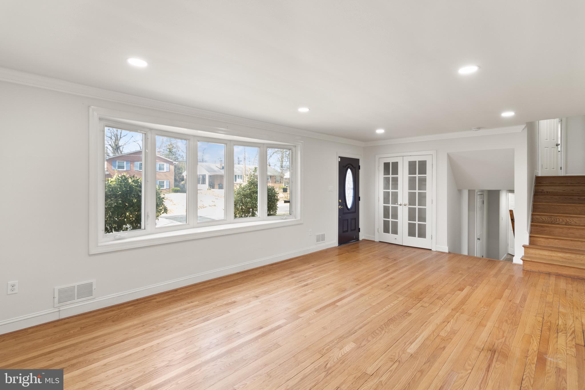 WESTCHESTER ESTATES - Residential