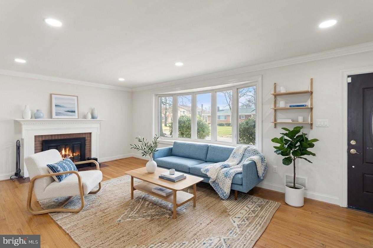 WESTCHESTER ESTATES - Residential