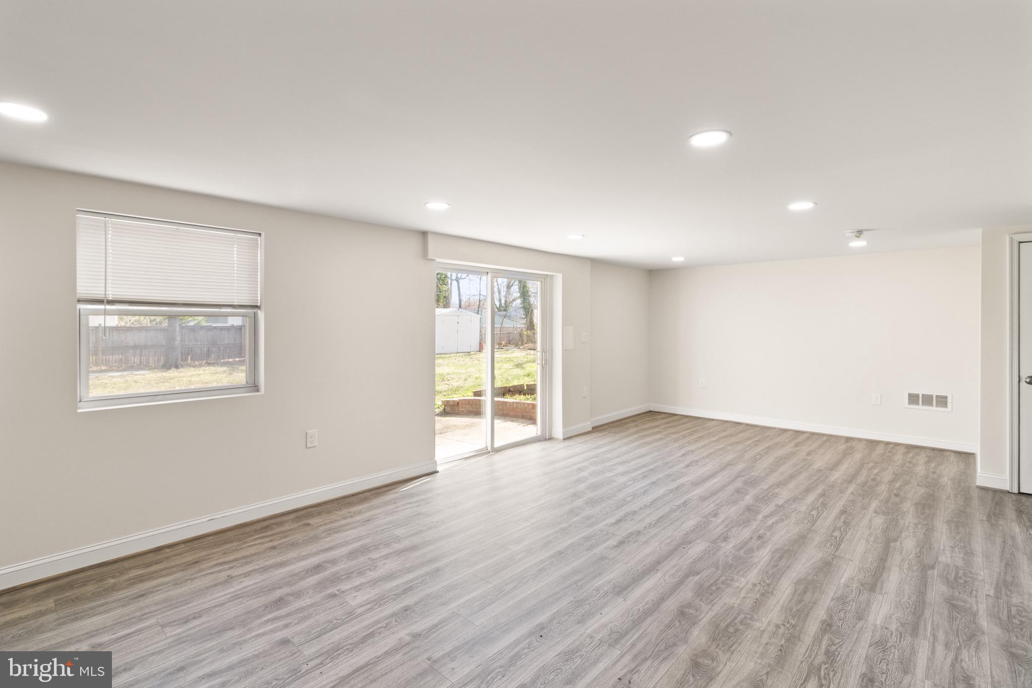 WESTCHESTER ESTATES - Residential