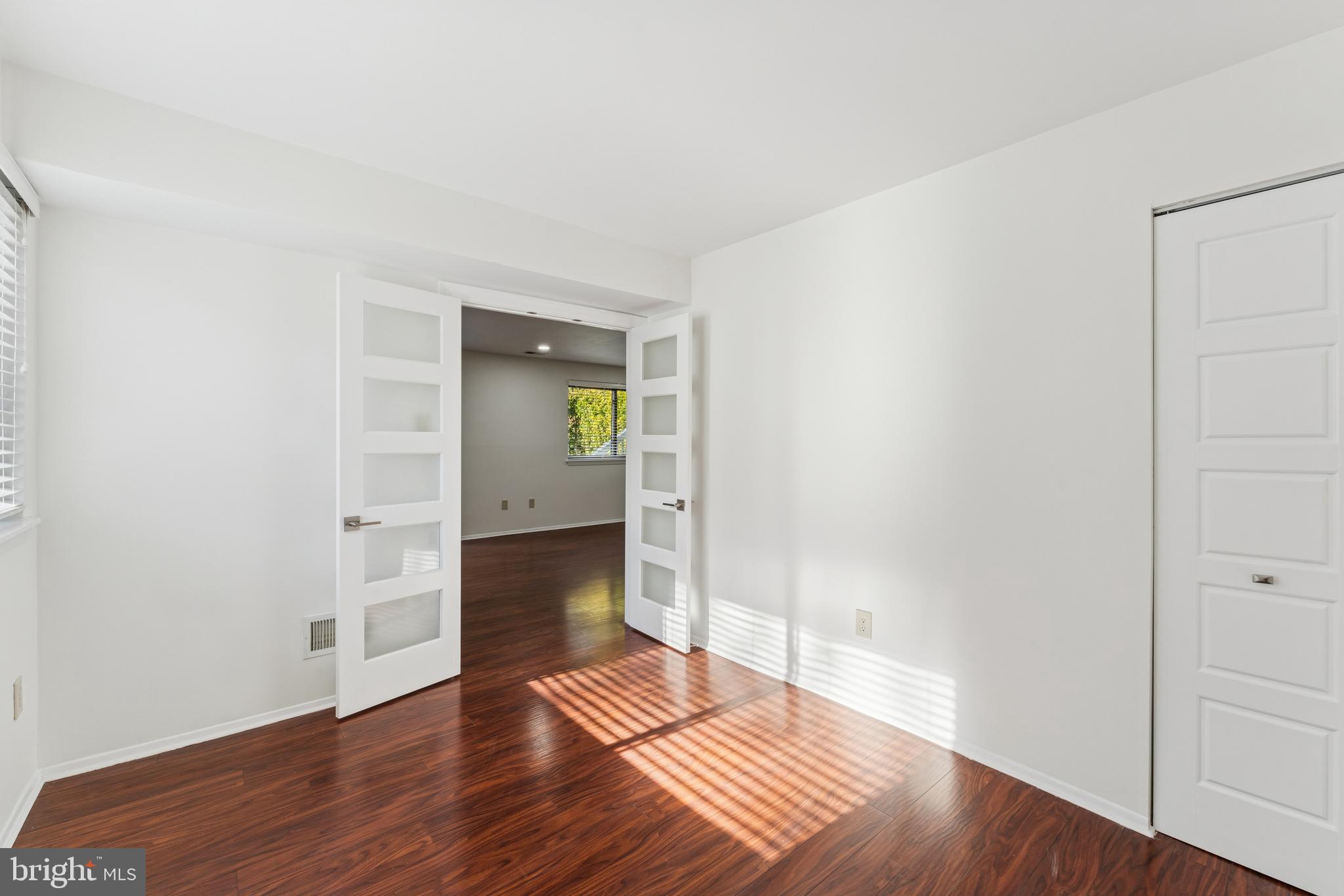 VILLAGE OF LONG REACH - Residential