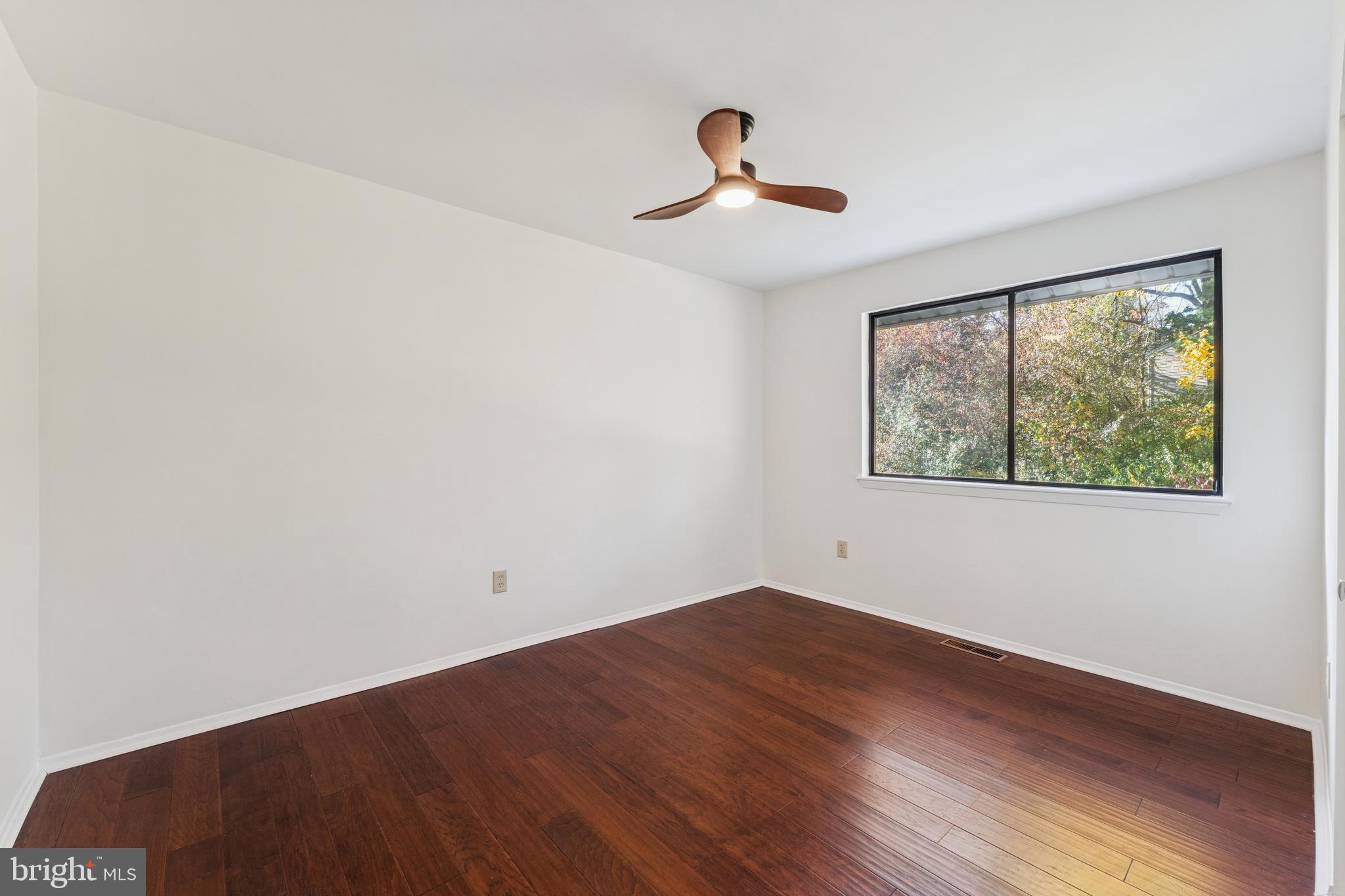 VILLAGE OF LONG REACH - Residential