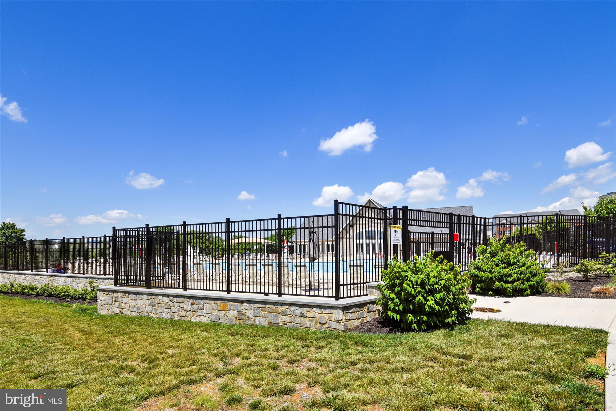 LINTON AT BALLENGER - Residential