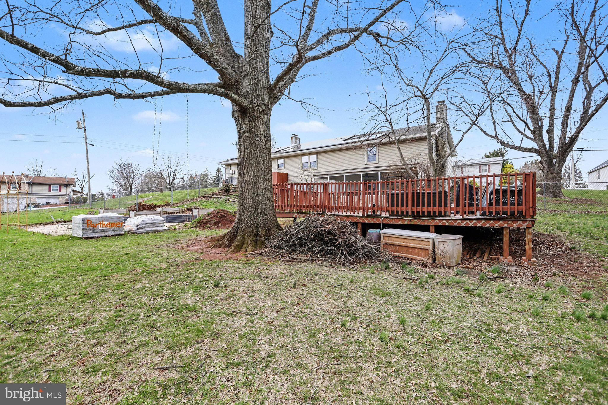 VALLEY GREEN - Residential