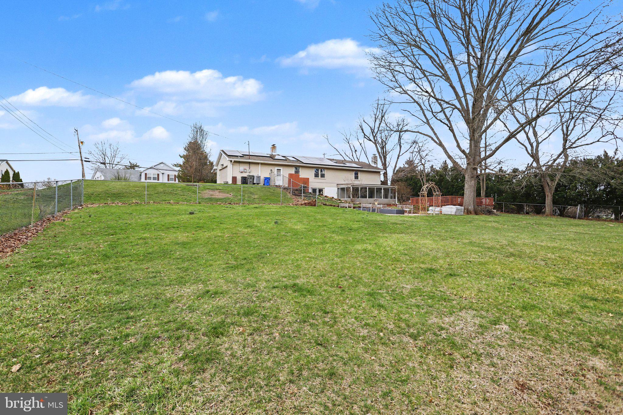 VALLEY GREEN - Residential