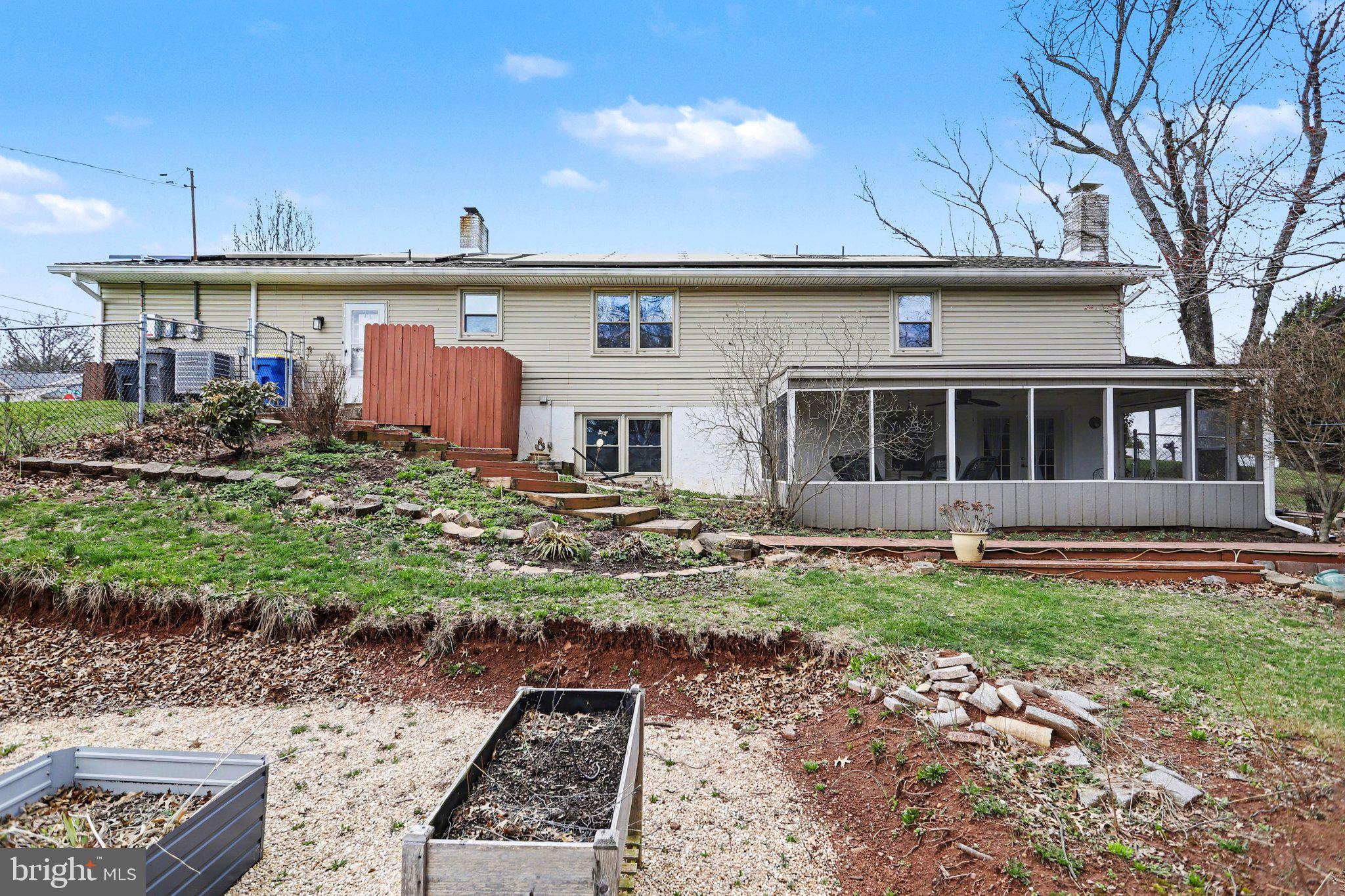 VALLEY GREEN - Residential