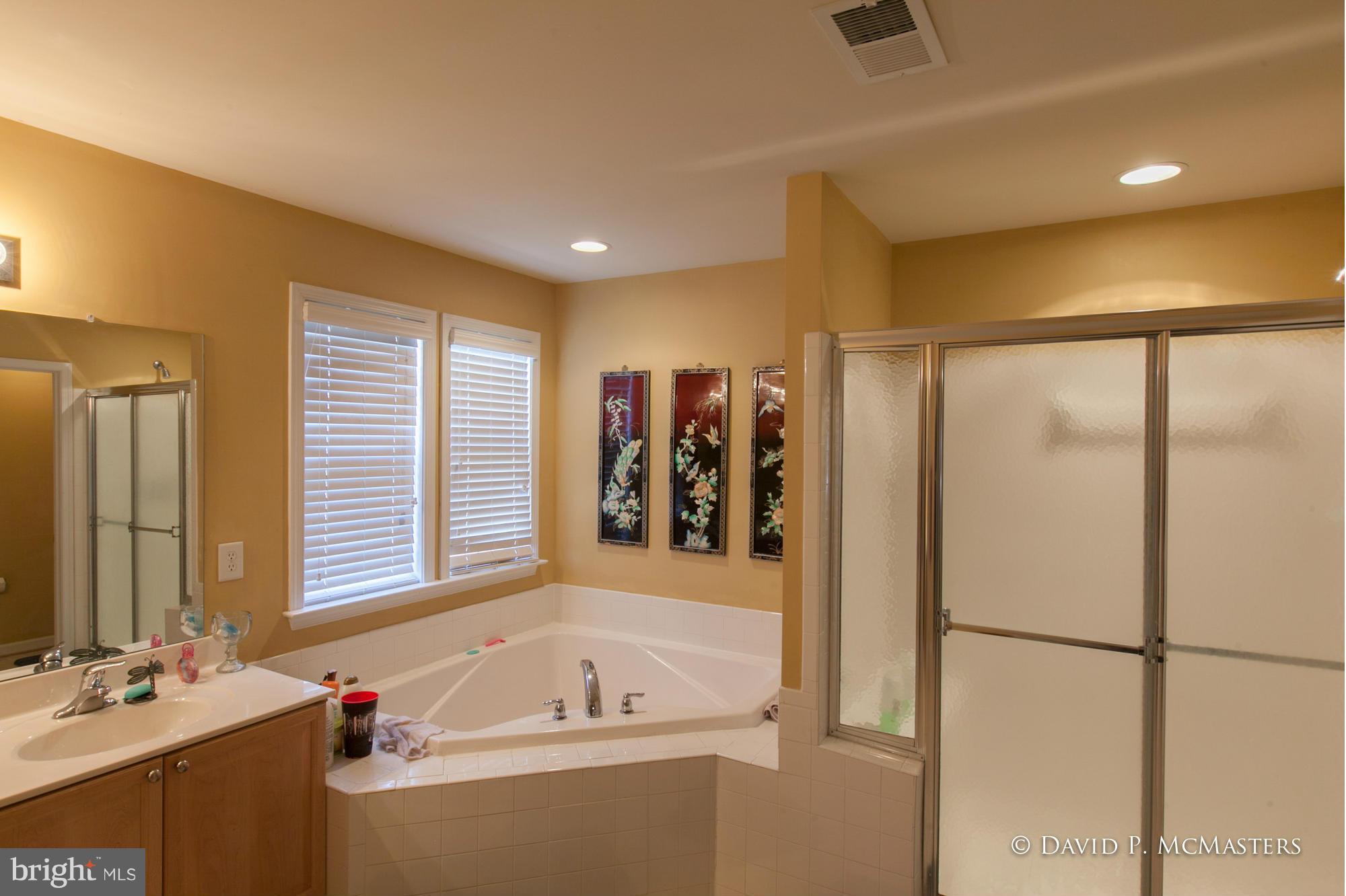 BROOKFIELD - Residential