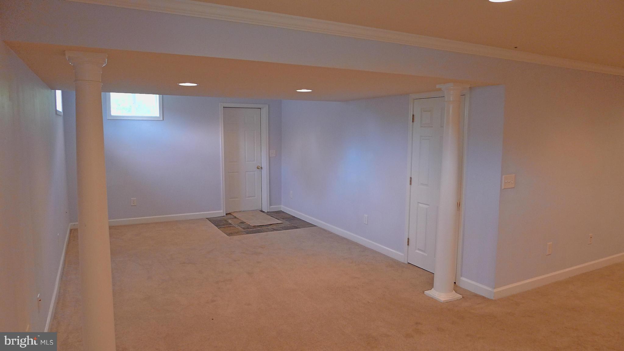 BROOKFIELD - Residential