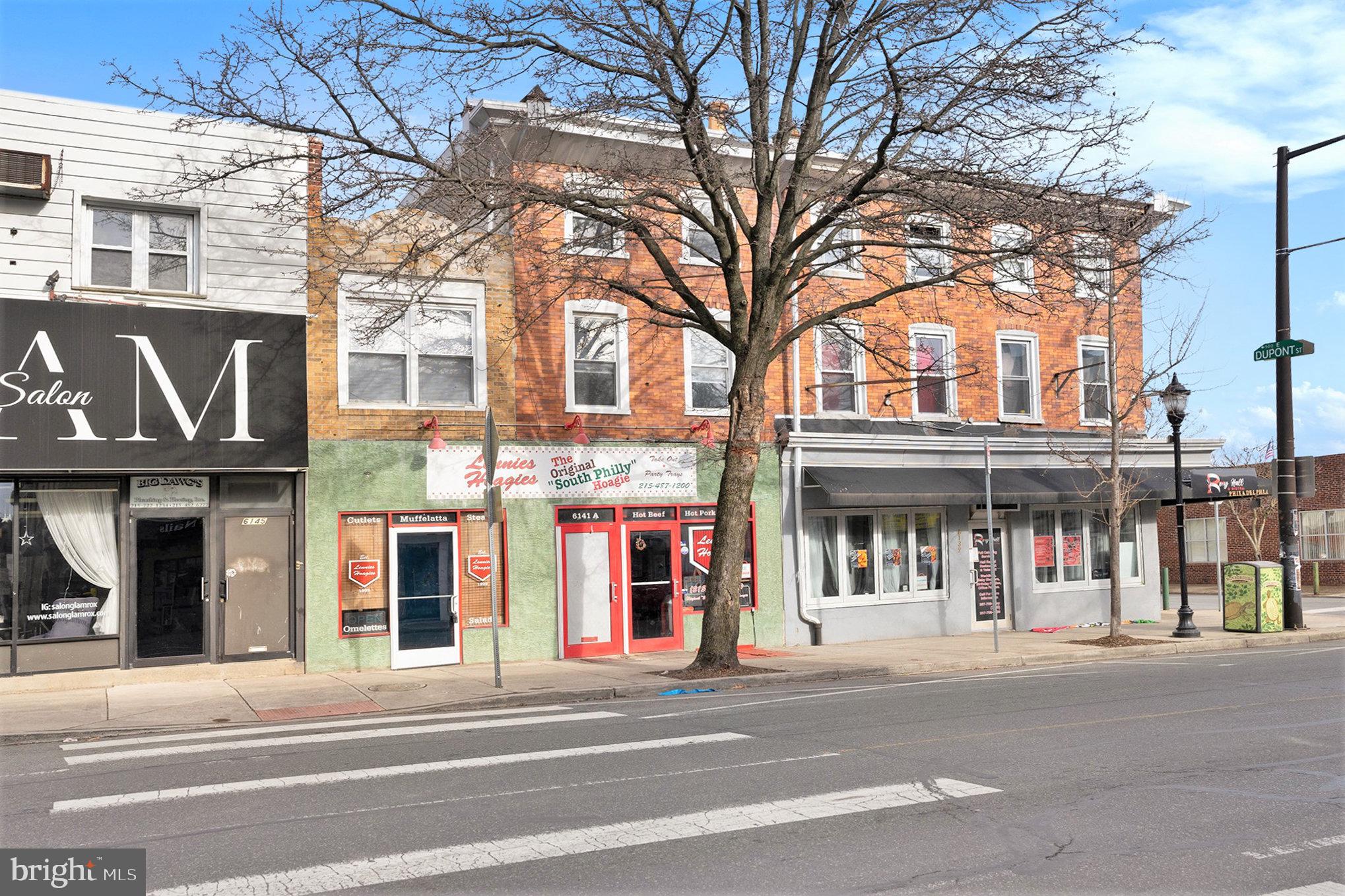 ROXBOROUGH - Commercial Lease