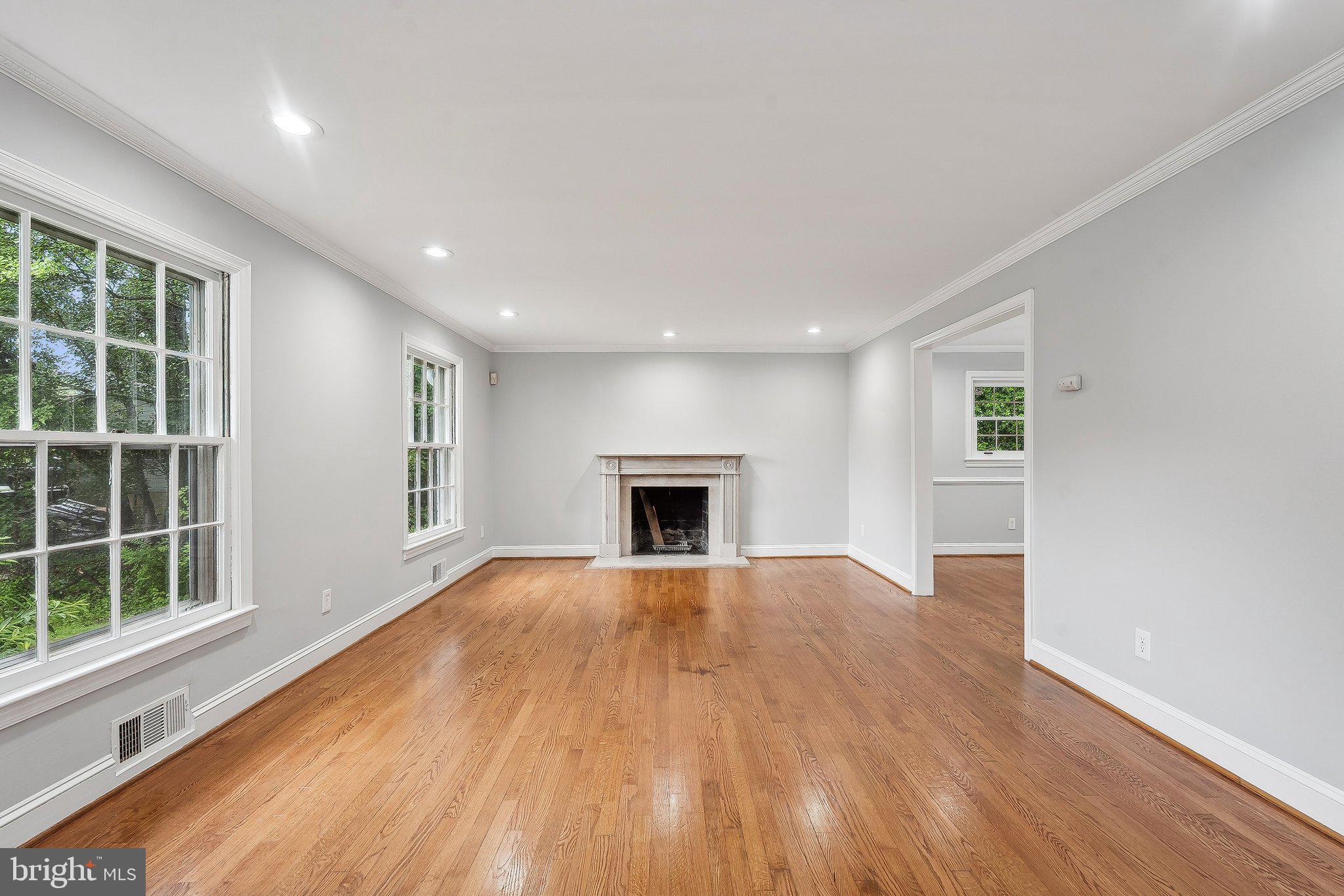 KENMORE - Residential Lease