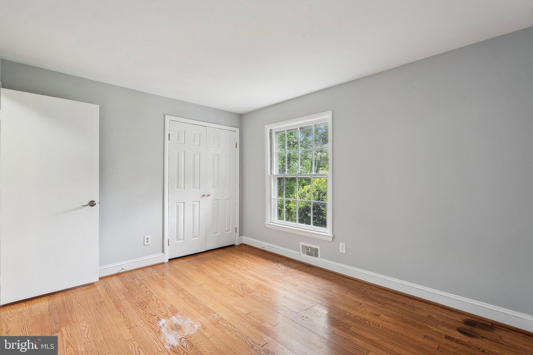 KENMORE - Residential Lease