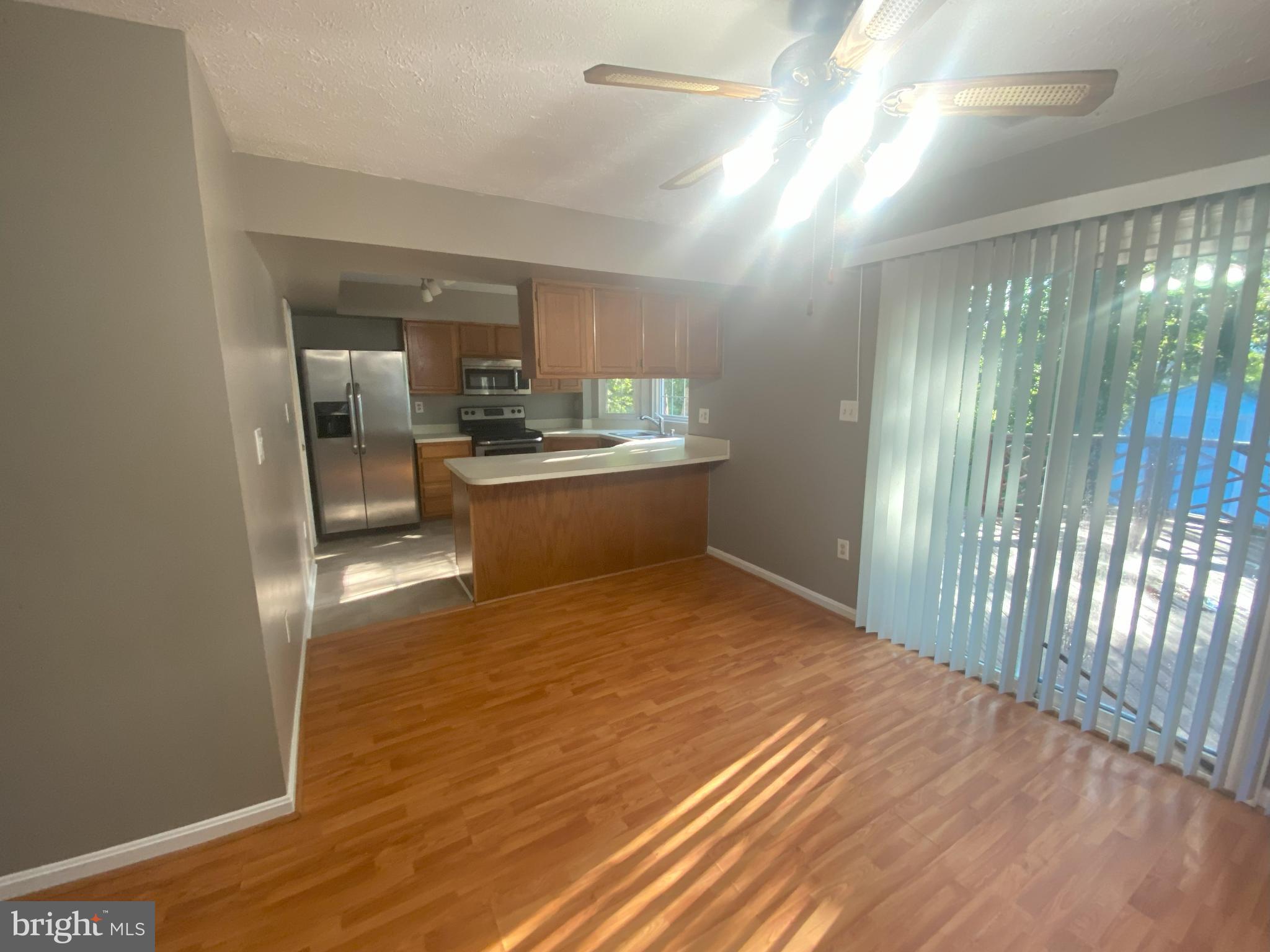 ST CHARLES SUB - DORCHESTER - Residential Lease