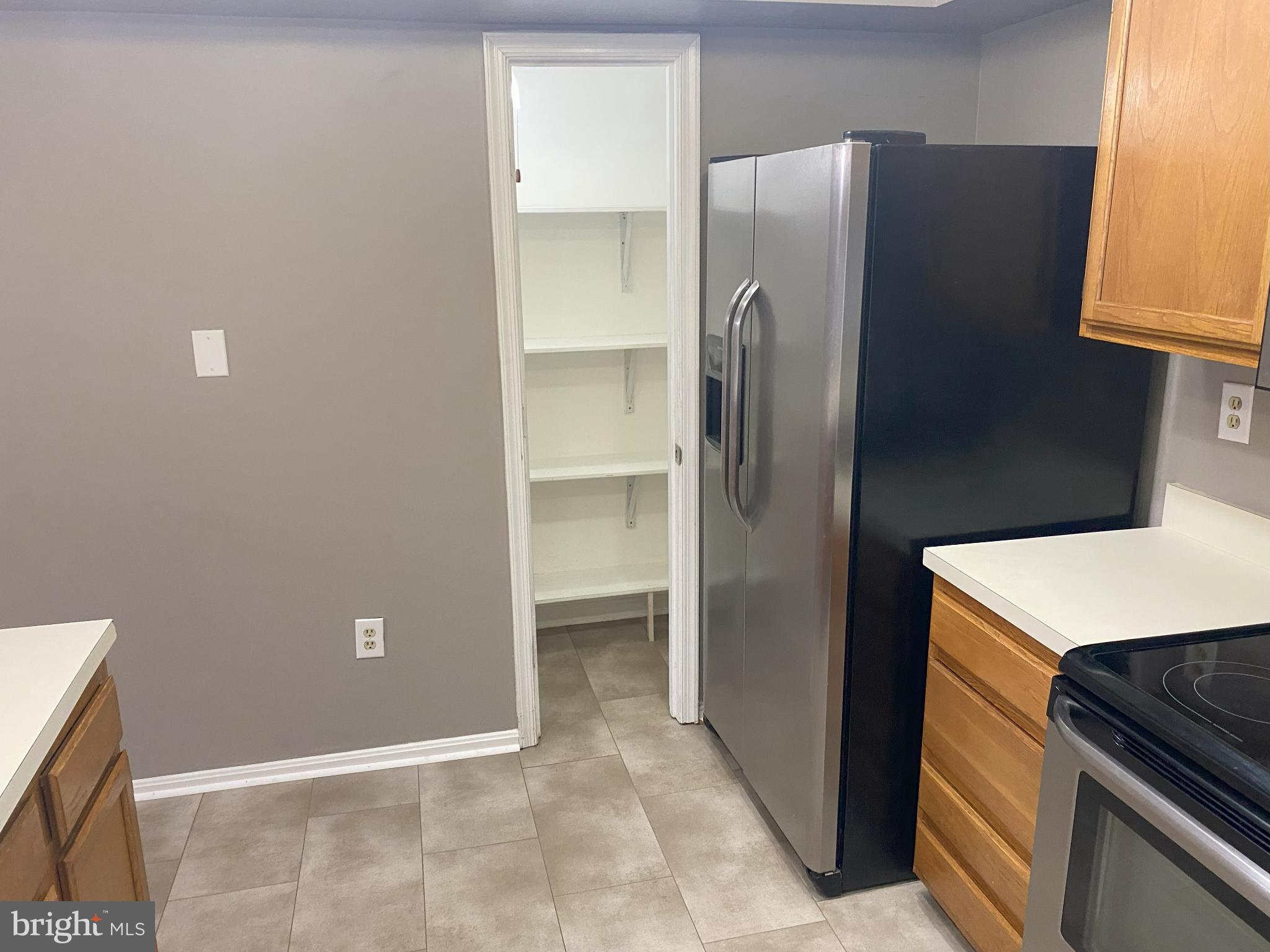 ST CHARLES SUB - DORCHESTER - Residential Lease