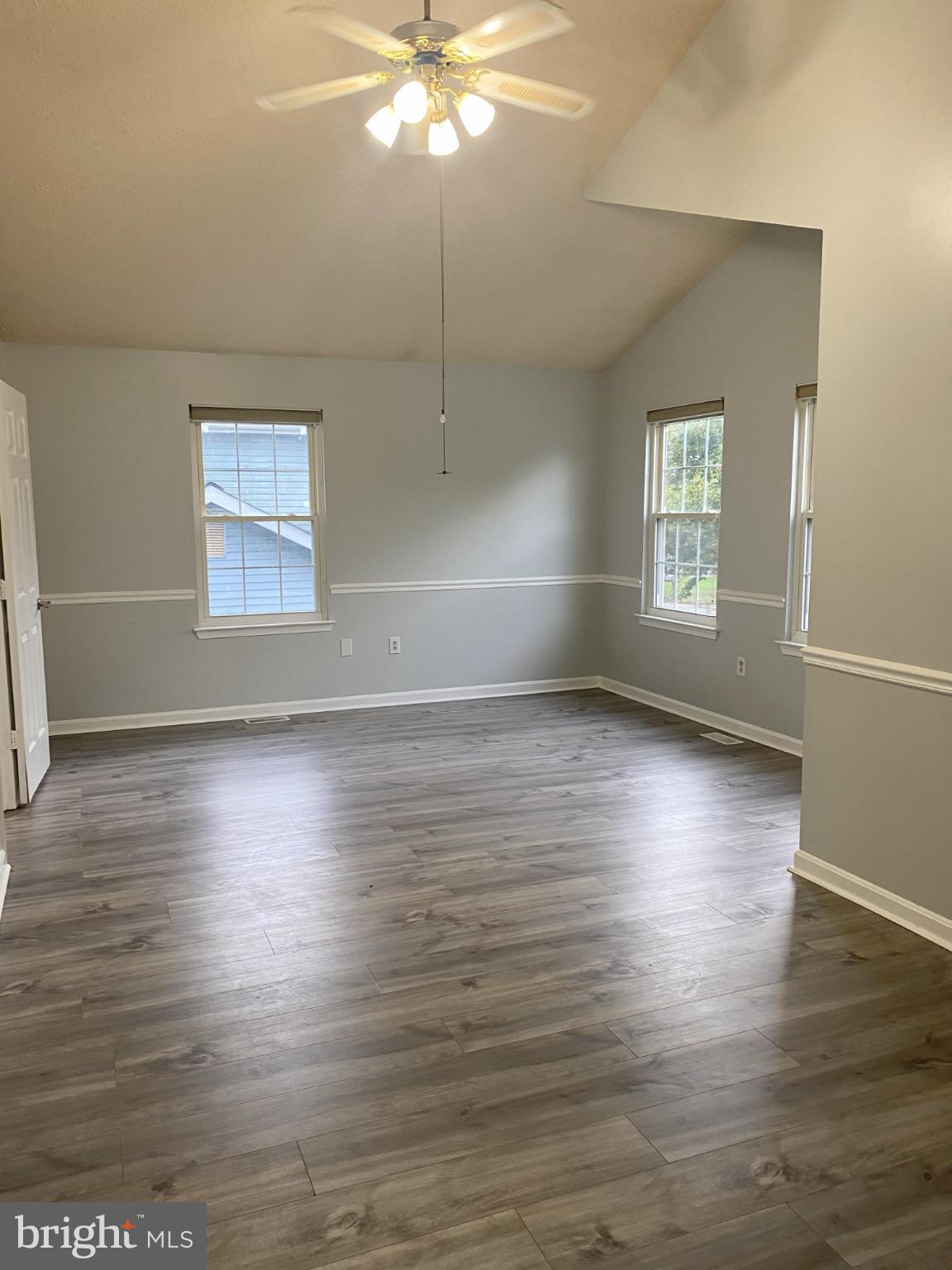 ST CHARLES SUB - DORCHESTER - Residential Lease