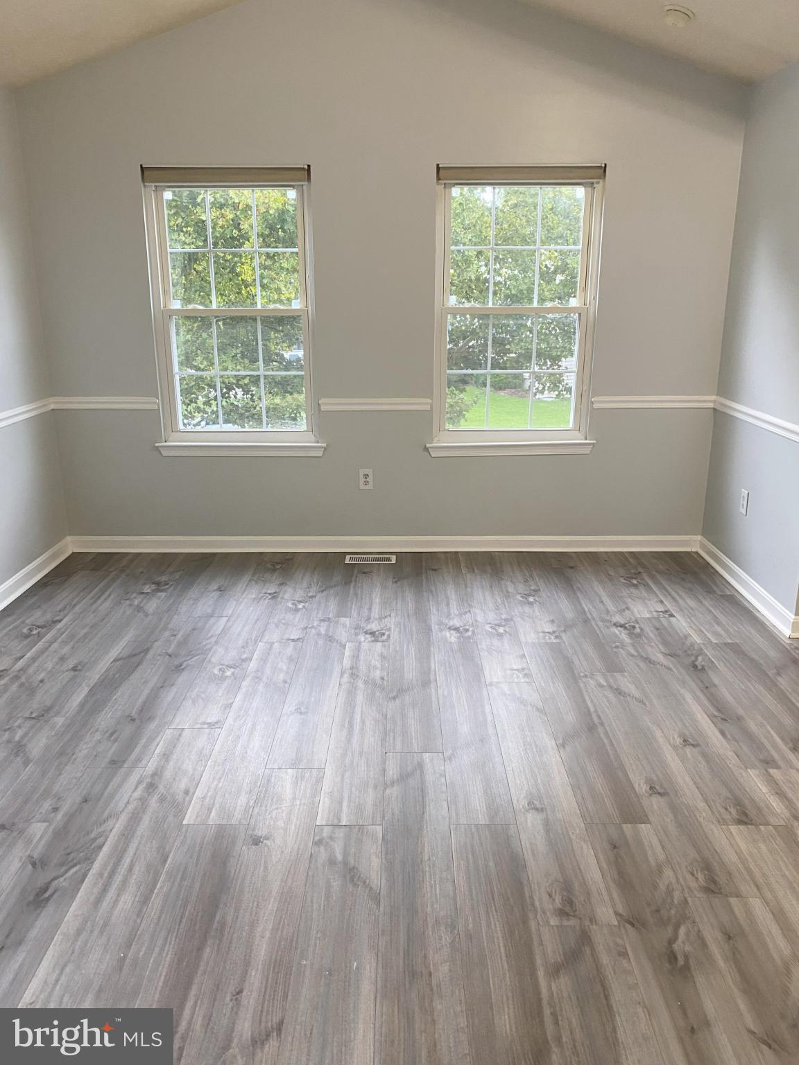 ST CHARLES SUB - DORCHESTER - Residential Lease