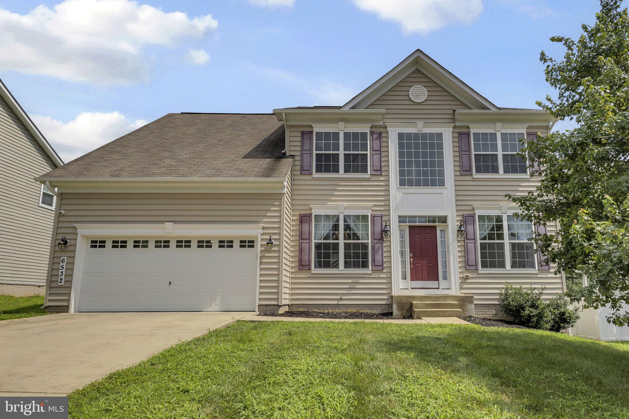 Beautiful Colonial in sought-after Windsor Manor! Spacious 4BR upstairs, including a large primary suite with ensuite bath. Bedroom-level laundry adds everyday ease. Main level features formal living & dining rooms, home office, and a cozy family room with gas fireplace. Bright kitchen with granite, stainless steel appliances, and breakfast/sunroom. Finished basement offers rec room, 2 bonus rooms, full bath, walk-up exit, and ample storage.
Bundled service pricing available for buyers. Connect with the listing agent for details.