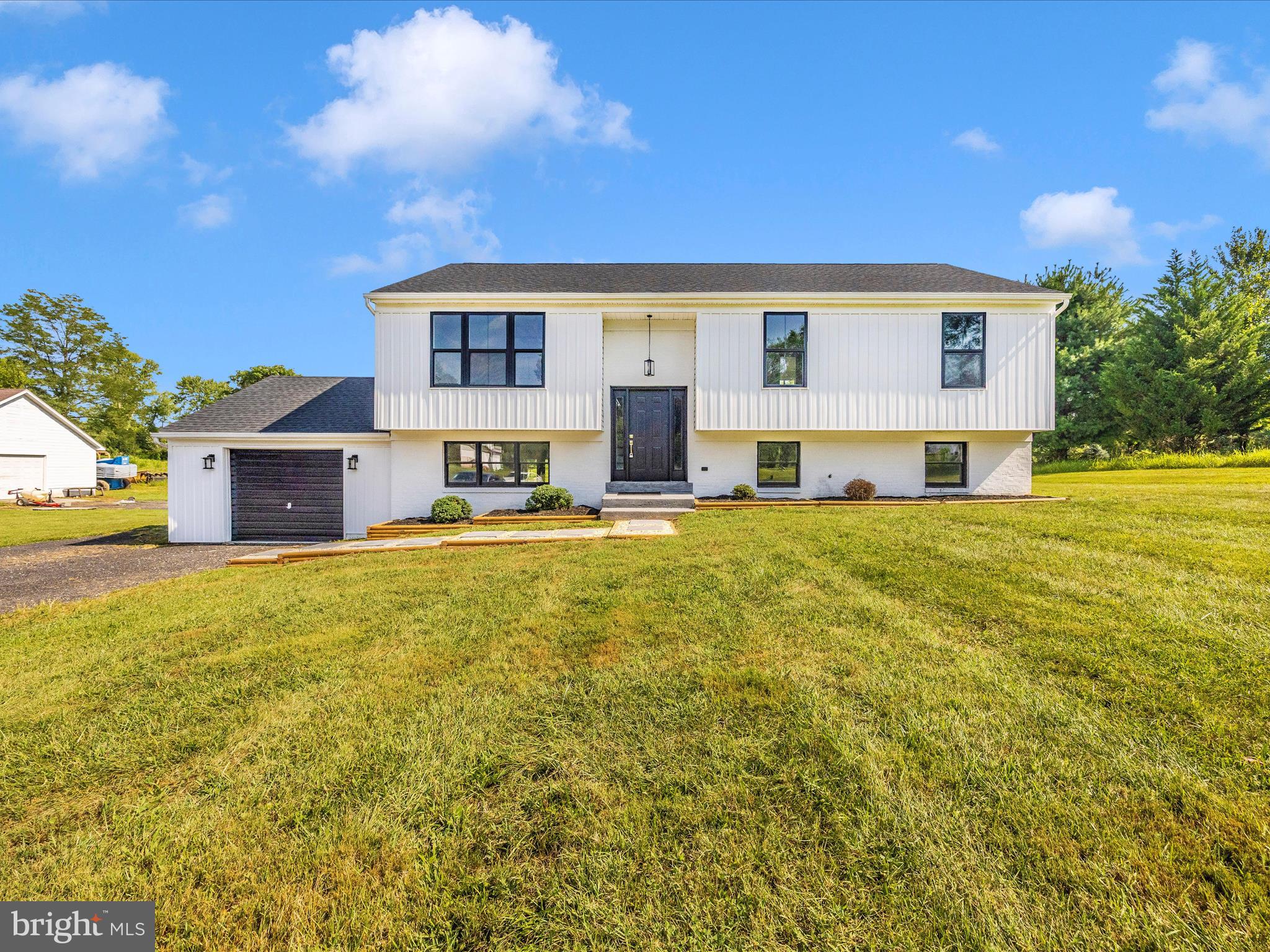 OAKLEIGH - Residential