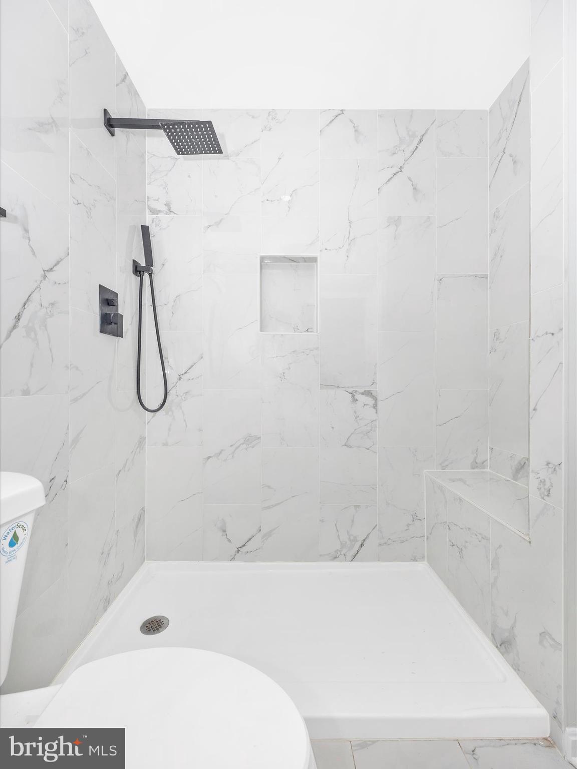 OAKLEIGH - Residential