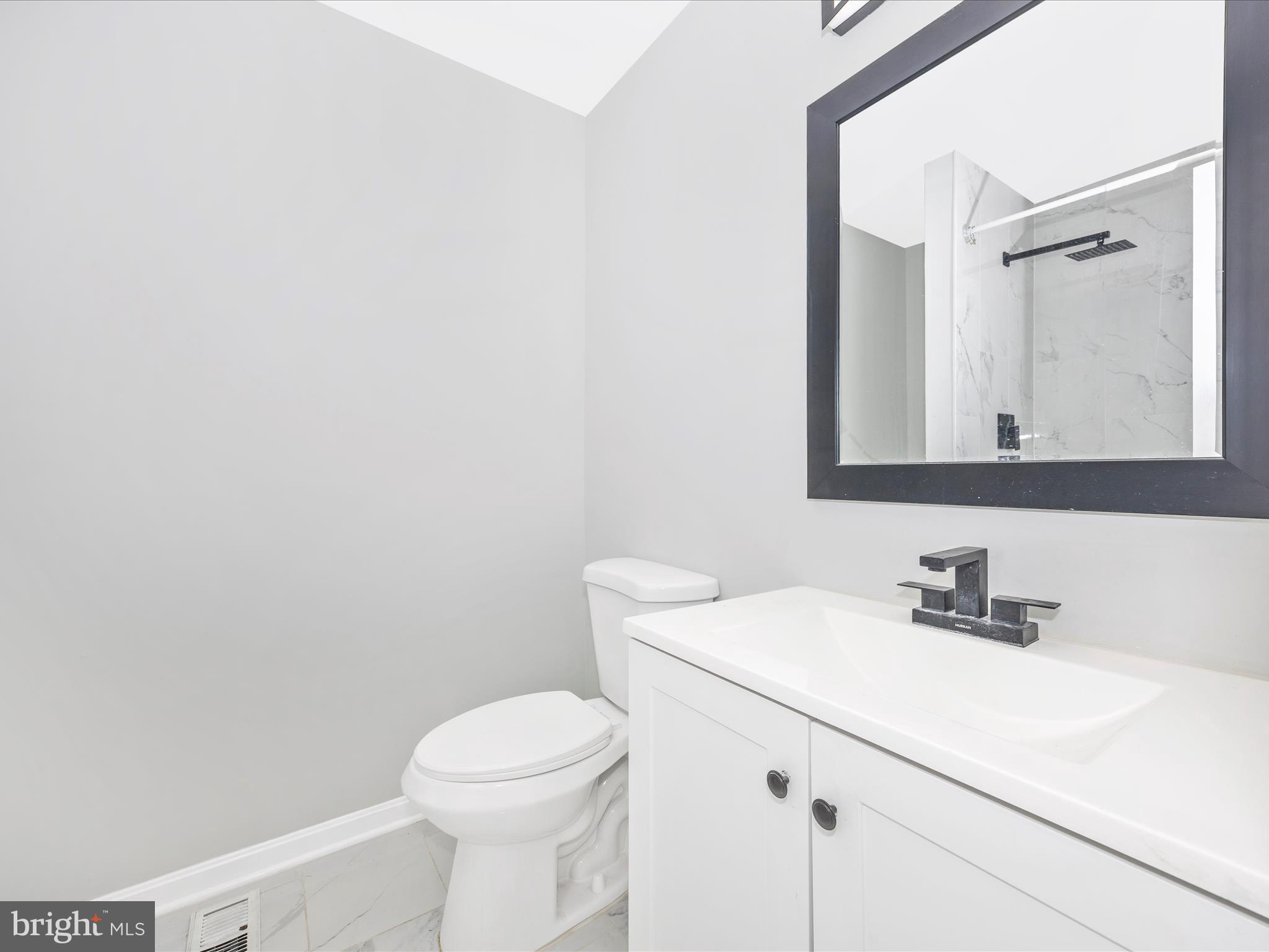 OAKLEIGH - Residential