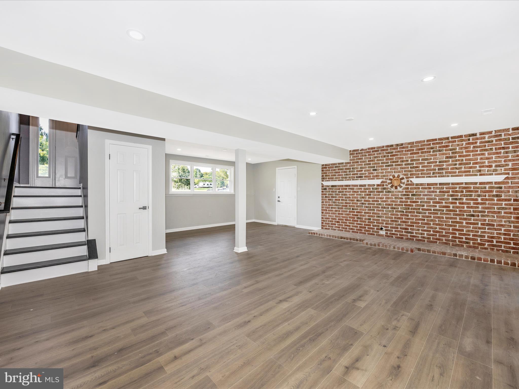 OAKLEIGH - Residential