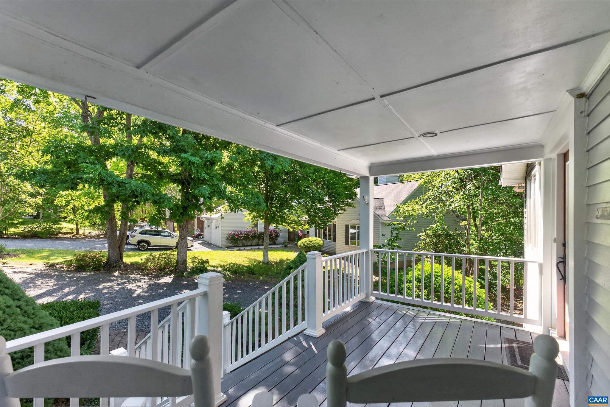 LAKE MONTICELLO - Residential