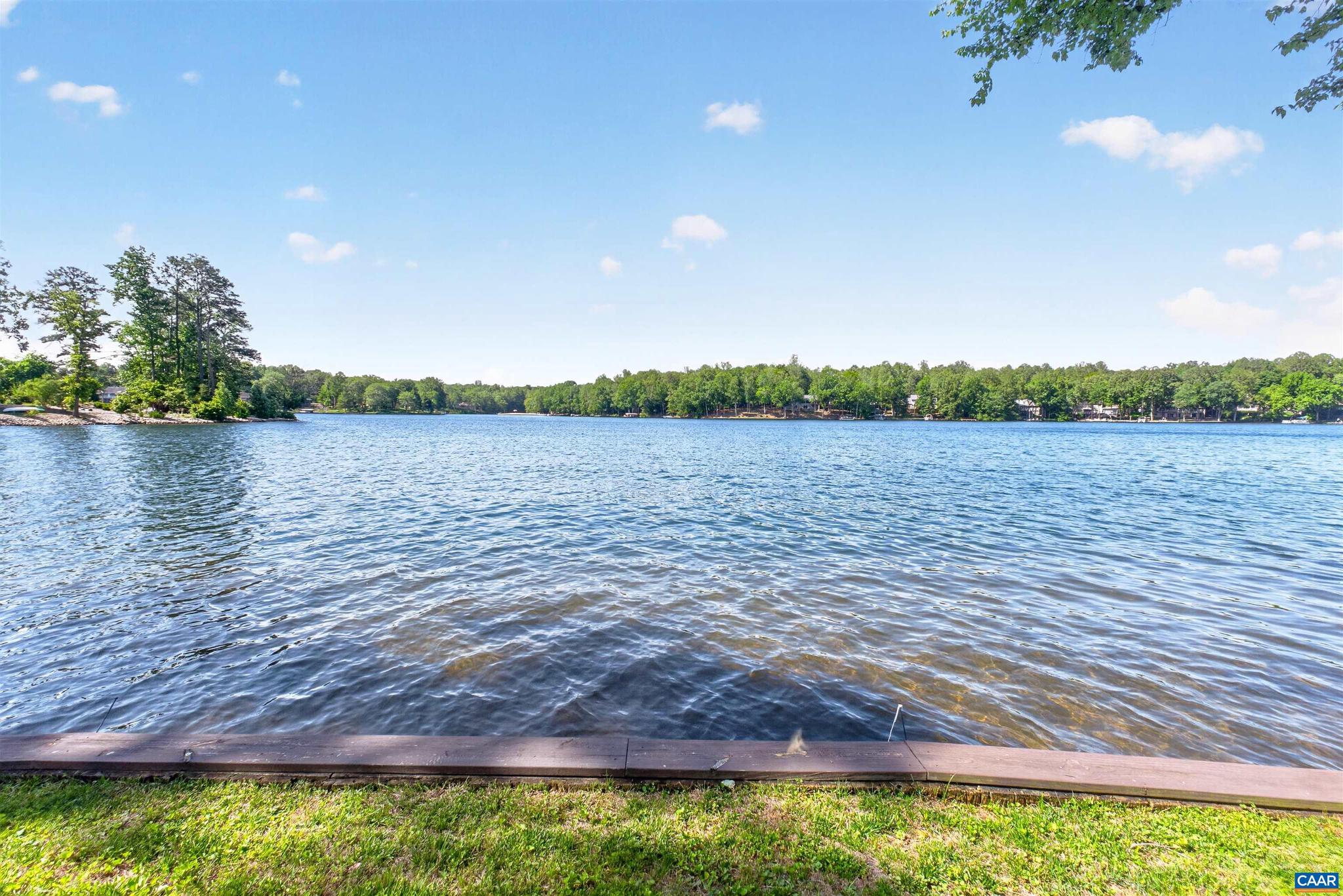 LAKE MONTICELLO - Residential
