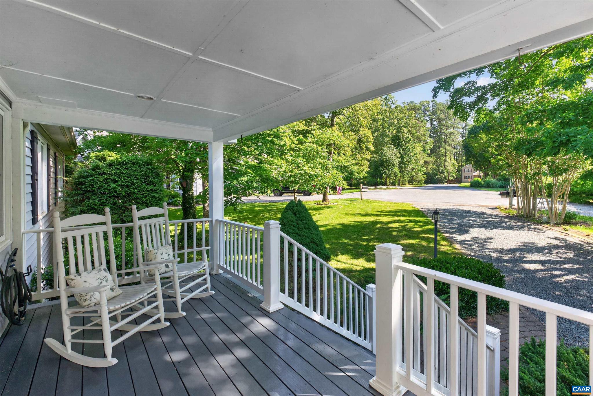 LAKE MONTICELLO - Residential