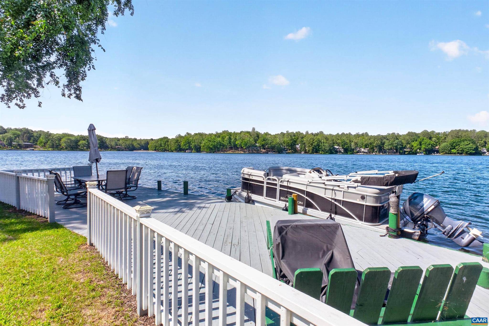 LAKE MONTICELLO - Residential