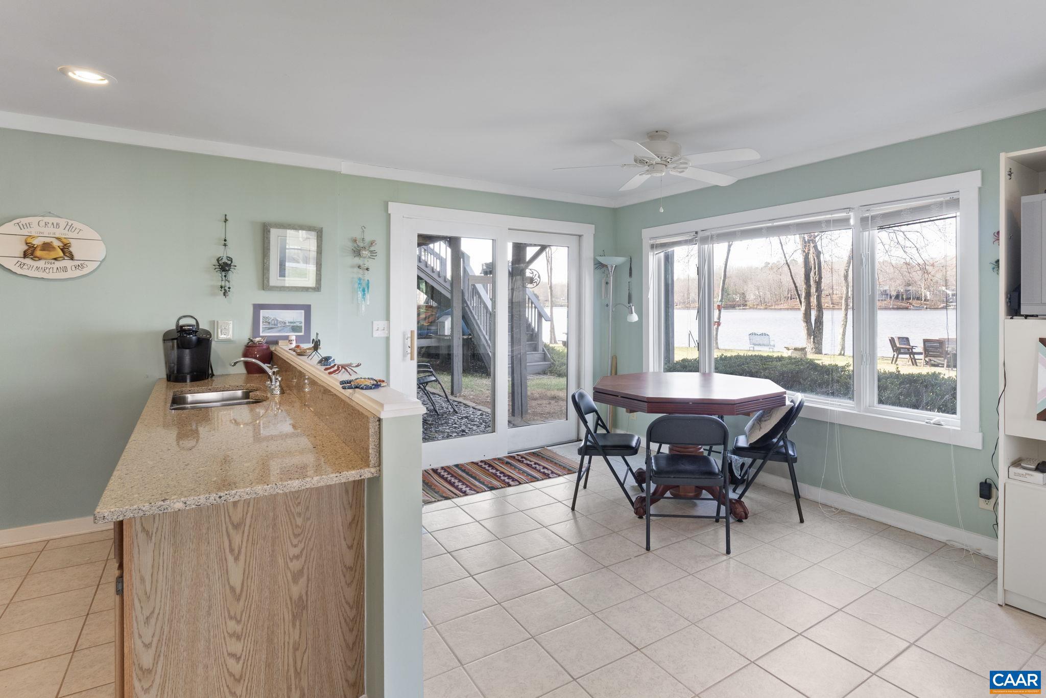 LAKE MONTICELLO - Residential