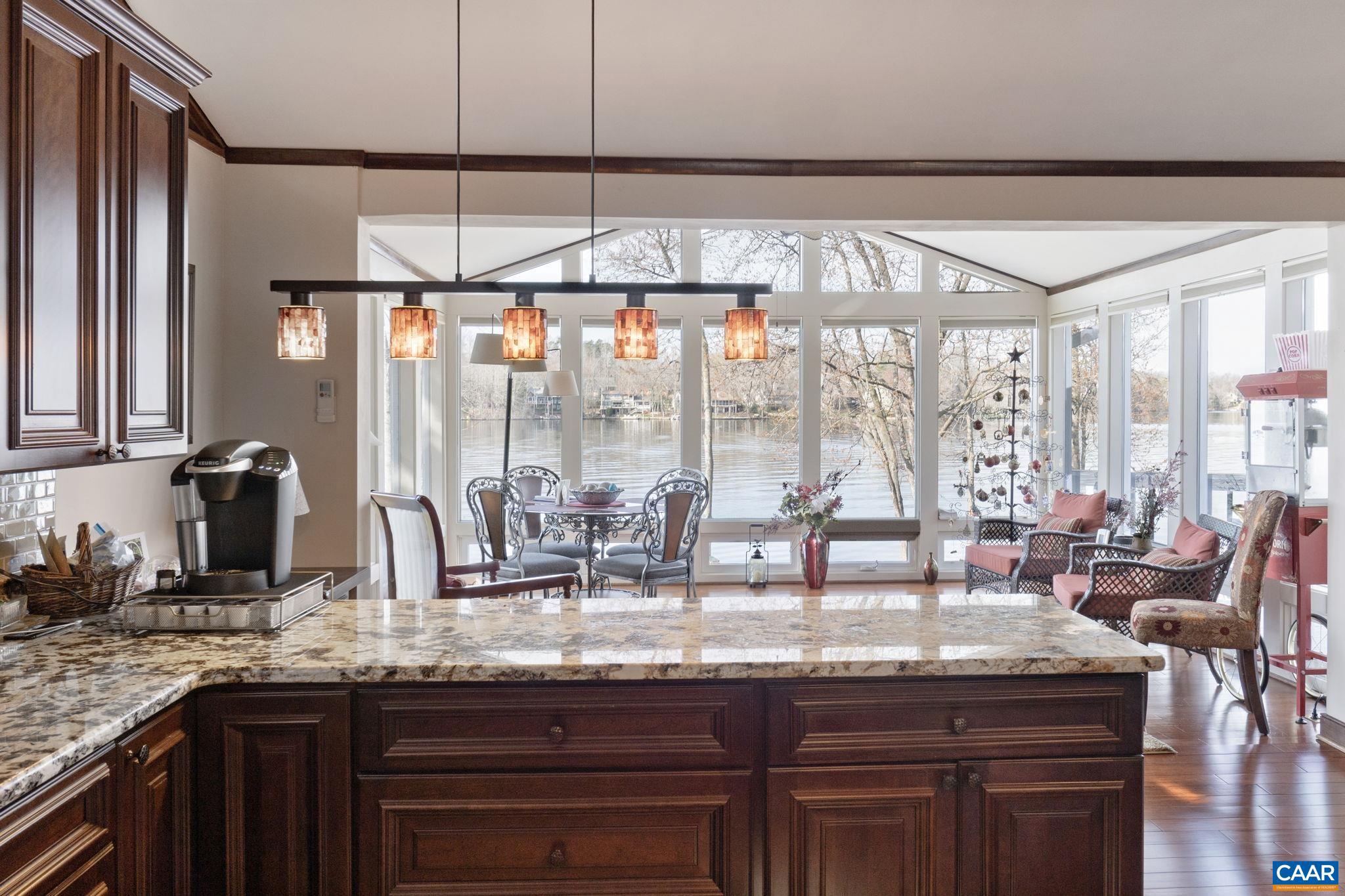 LAKE MONTICELLO - Residential